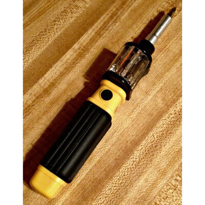 

MyMei SNAKE bite 360 Screwdriver 6-in-1 Multi-function Rotary Screwdriver To Quickly Switch Telescopic