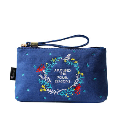 

Flower Princess Tour Four Seasons Art Embroidery Fashion Casual Handbag 1602ST001 Blue