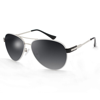 

Jingdong supermarket] three of the TANS sunglasses female polarized toad driving outdoor sunscreen sunglasses 8501 silver frame double color gray