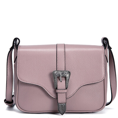 

Yan Man (INMAN) simple fashion series of the first layer of leather handbags ancient silver metal buckle decorated shoulder Messenger bag ladies bag 6872030024 gray