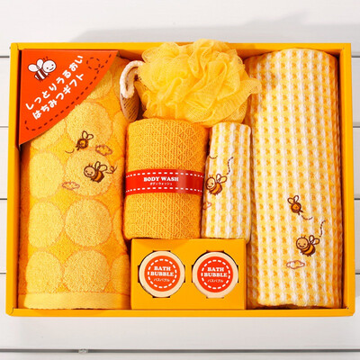 

Japan Uchino UCHINO small bee 7 sets of towels gift box cute cartoon birthday gift towel square towel bath towel bath flower bath salt yellow 34 268 6cm