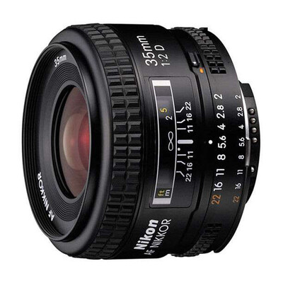 

Nikon AF 35mm f / 2D autofocus lens
