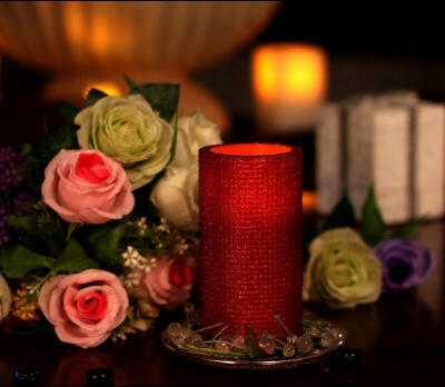 

Home Impressions lattice Pattern Flameless LED Pillar Candle with Timer, 3 x 6", Red