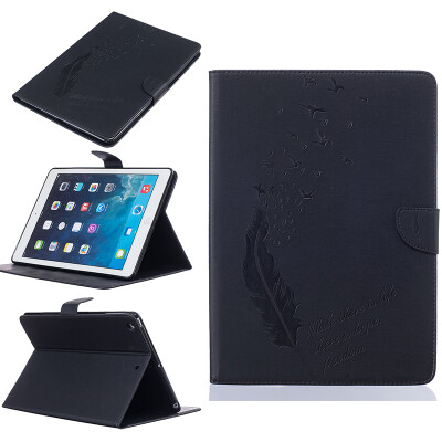 

Black feathers Style Embossing Classic Flip Cover with Stand Function and Credit Card Slot for iPad Air/5