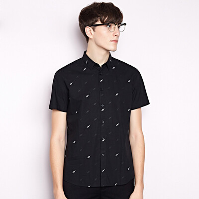 

DANCING WOLVES Men Short Sleeve Casual Shirt