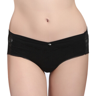 

Hong Kong Women&39s underwear hollow lace female underwear bag hip sexy transparent panties breathable trailing female triangle pants black skin color 2 installed L