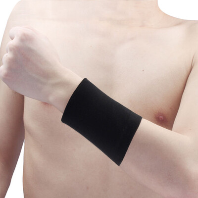 

FEIMO Wrist Support Braces for Men & Women for Basketball, Badminton,Sports
