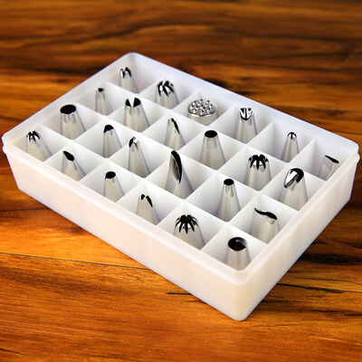 

Gundam Lai GDL Biaohua mouth sets of cake cookies Biaohua 24 boxed baking small tools BK129