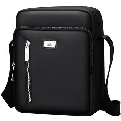 

Seven wolves SEPTWOLVES new men&39s hat Oxford cloth fashion men&39s shoulder bag male Messenger bag large capacity men&39s bag leisure package black B0101462-101