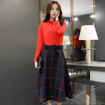 

Siberian woman 2017 round neck long sleeve hit color half skirt set autumn with belt S71R0379A1526M red on the blue