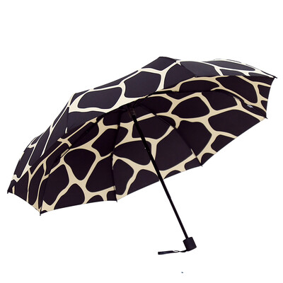 

C&39mon giraffe pattern tide umbrella creative ultra-light sun umbrella sunny umbrella woman sunscreen umbrella anti-ultraviolet folding umbrella gift box loaded black section B009