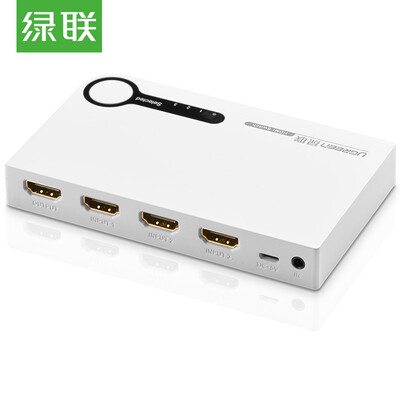 

Green UGREEN HDMI switch 3 into a three out of a 4K high-definition 3D video cable computer box with a remote monitor to share the white 40251
