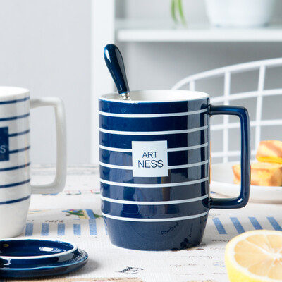 

Porcelain soul ceramic with a lid with a spoon cup simple coffee cup large capacity creative personality couple cups mug line life blue stripes A