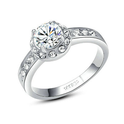 

Yoursfs cocktail rings Clear Austrian Crystal White Gold Plated Fashion Jewelry Engagement Rings Eiffel Tower Ring Drop shipping