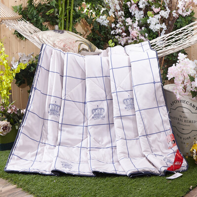 

Antarctic NanJiren was comfortable by the core of the home textile summer air was milk 150 200cm
