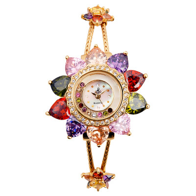 

Womens Watch Personality Quartz Watch With A Steel watchband