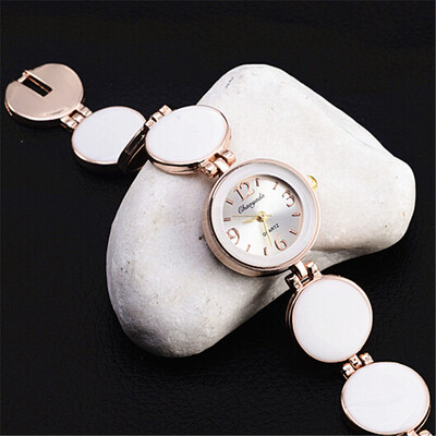 

Women Fashion Watch 2017 Luxury Brand Wafer Design Bracelet Ladies Dress Watches Casual Quartz Wristwatches Female Clock