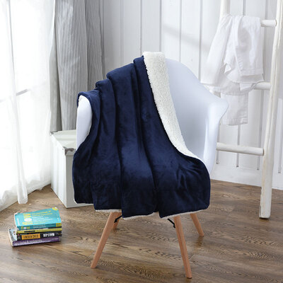 

Ying Xin home textile lambskin blanket thickening flannel blanket home office lunch break coral fleece blanket towel gray 130 150cm