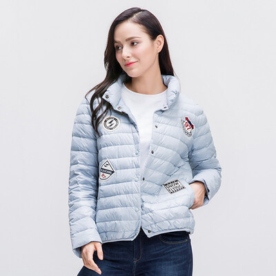 

Snow autumn&winter Korean version of the down jacket women&39s thin short paragraph fashion letters stickers autumn feather jacket A1621YY652 white 8011
