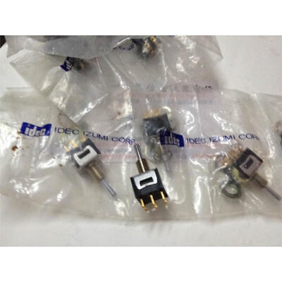 

IDEC MJ3-28 0.4VA.30VMAX reset switch 6 feet