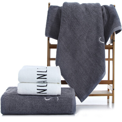 

Sanli combed cotton Zhen perfect color embroidered words padded towel 1 70 × 140cm soft&comfortable absorbent wrap 560 g white