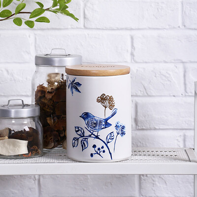

A Ting White&Blue Porcelain Ceramic Storage Pot Container with Sealed Lid