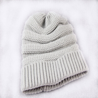 

Autumn and winter fashion men and women woven wool cap Europe and the United States warm knitted hat