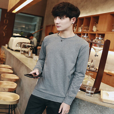 

2017 new autumn round neck sweater men leisure students handsome trousers trend coat