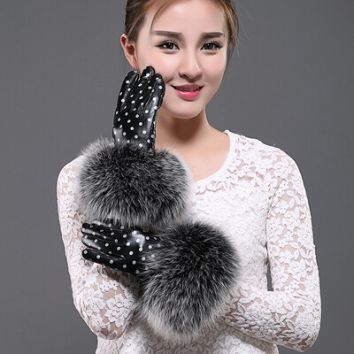 

Female raccoon fur sheepskin leather gloves