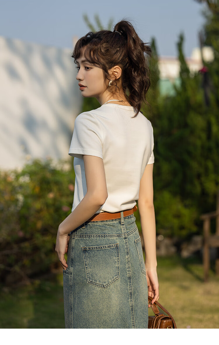 Mishow [] Women's Square Neck Short Sleeve T-Shirt 2026 Spring Summer New High-End Crop Top 55