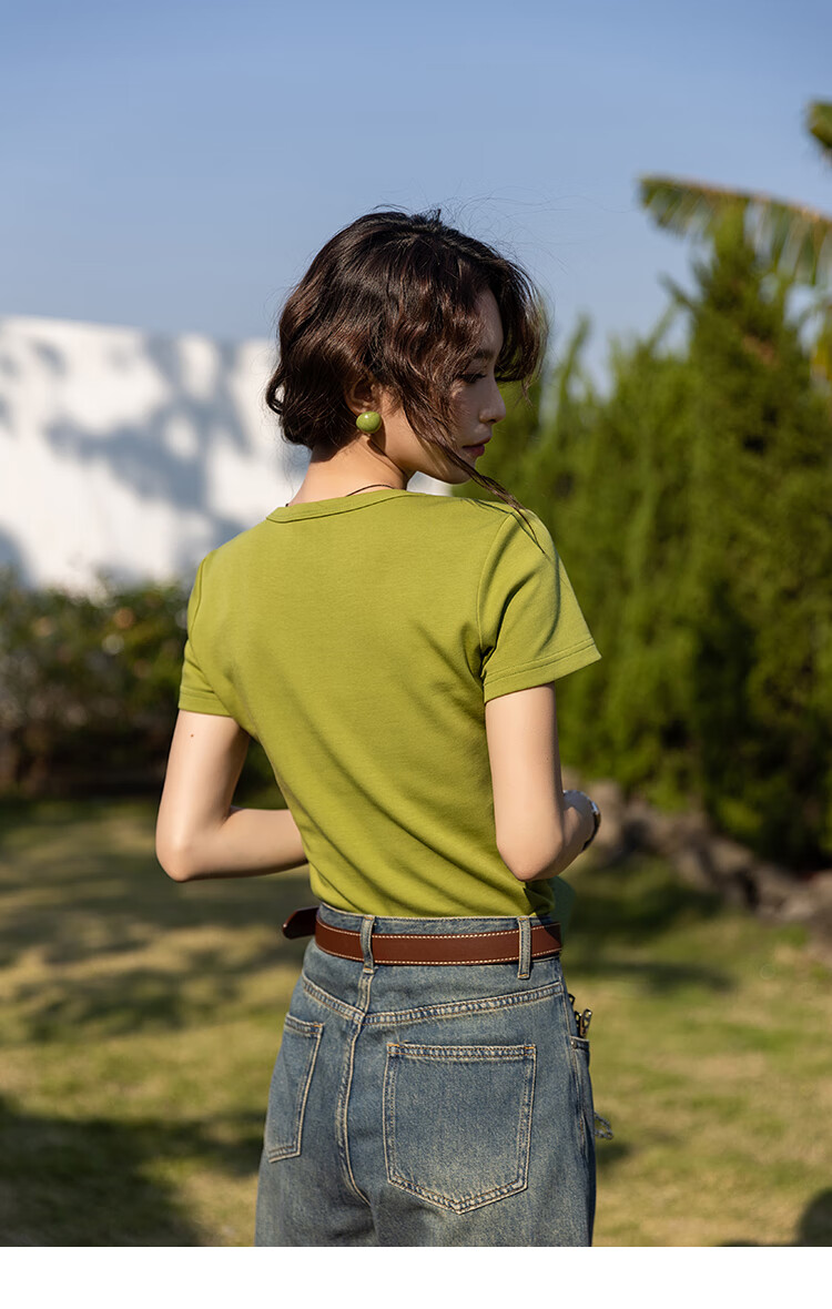 Mishow [] Women's Square Neck Short Sleeve T-Shirt 2026 Spring Summer New High-End Crop Top 40