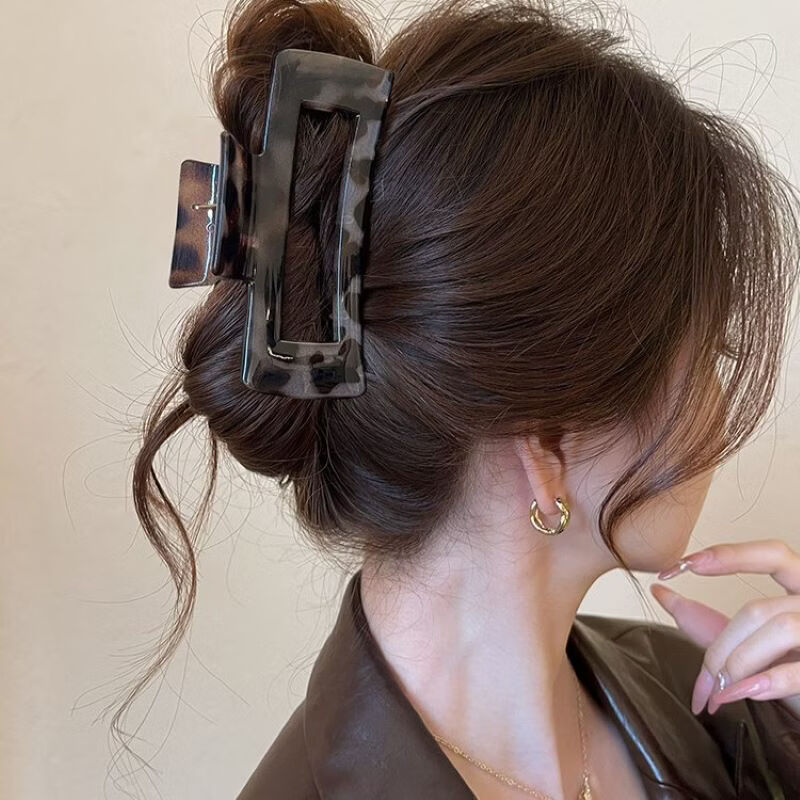 Idaer Leopard Print Large Shark Clip Hair Clip for Women 2026 New Luxury High-End Back of Head Hairpin Girlfriend Birthday Gift 2