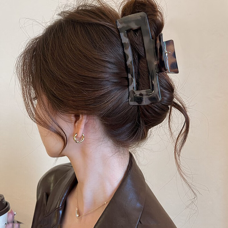 Idaer Leopard Print Large Shark Clip Hair Clip for Women 2026 New Luxury High-End Back of Head Hairpin Girlfriend Birthday Gift 3