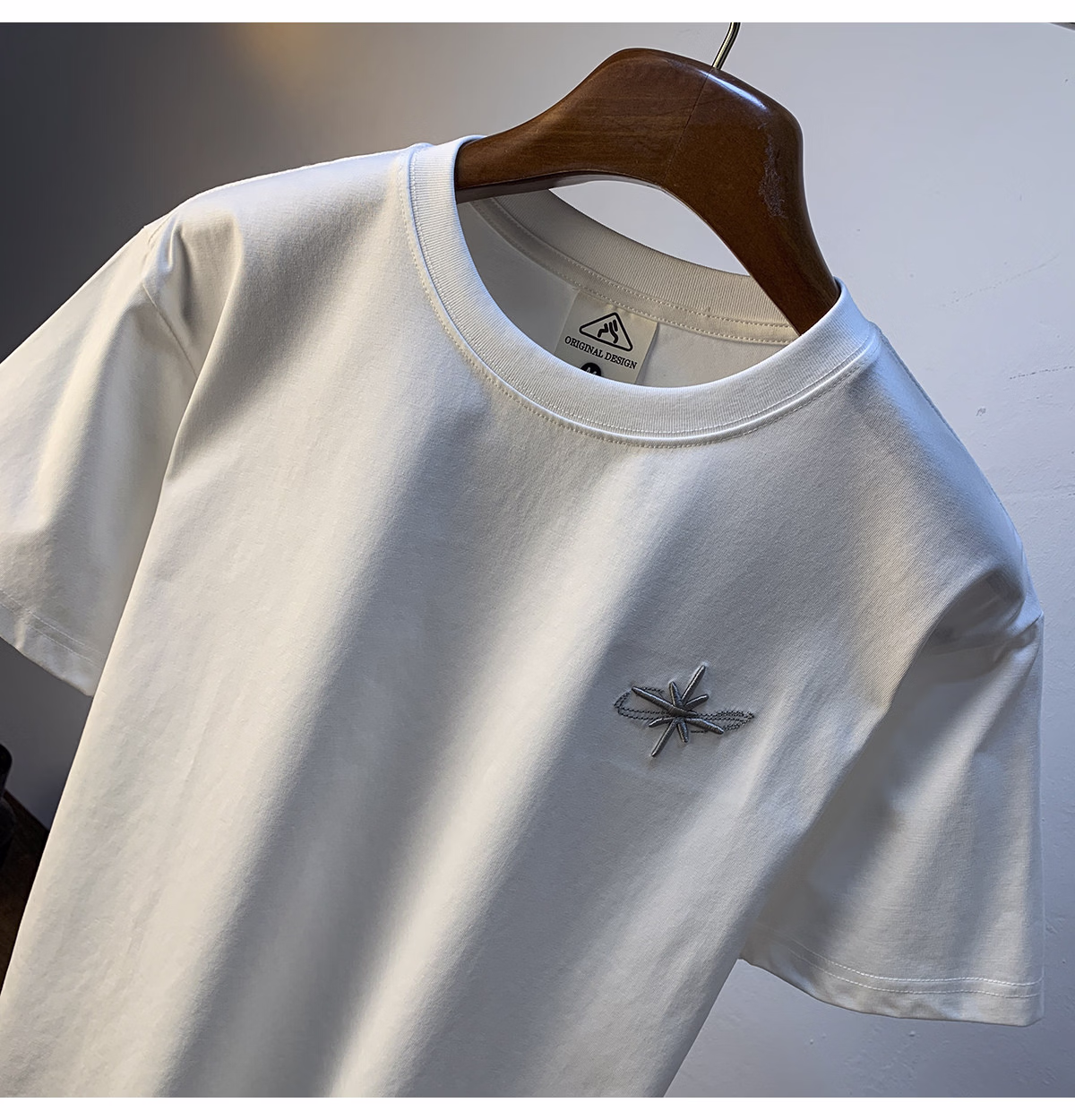 Embroidered Short-sleeved T-shirt Men's 2026 New Summer Thin Cool Simple T-shirt Casual Half-sleeved Clothes_viptrois.com