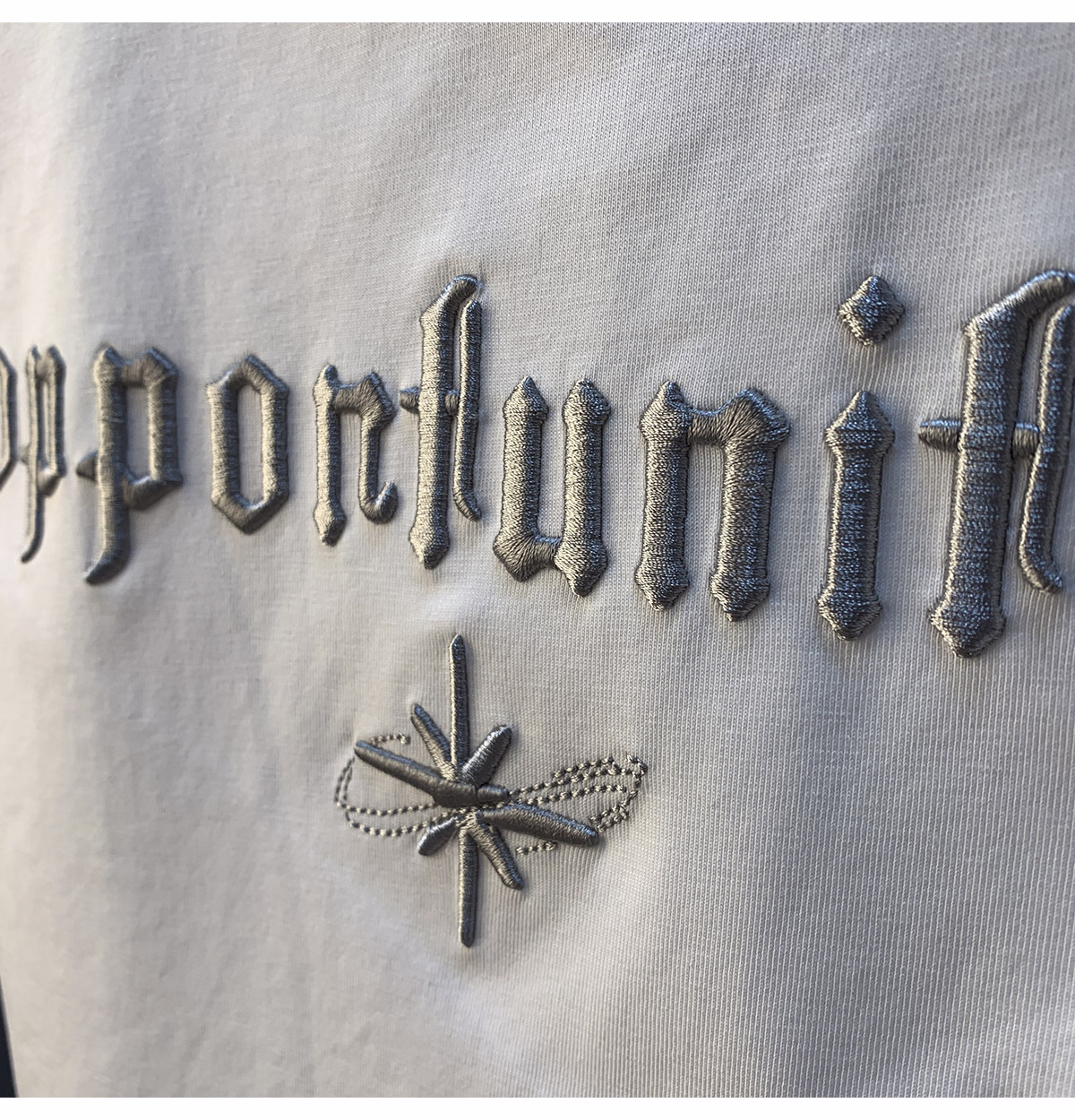 Embroidered Short-sleeved T-shirt Men's 2026 New Summer Thin Cool Simple T-shirt Casual Half-sleeved Clothes_viptrois.com