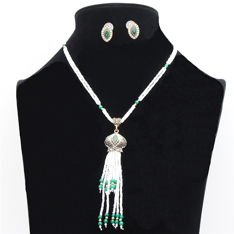 

SUNSPICE MS Зеленый, Tulip Flower Bead Tassel Necklace Pierced Stud Earring