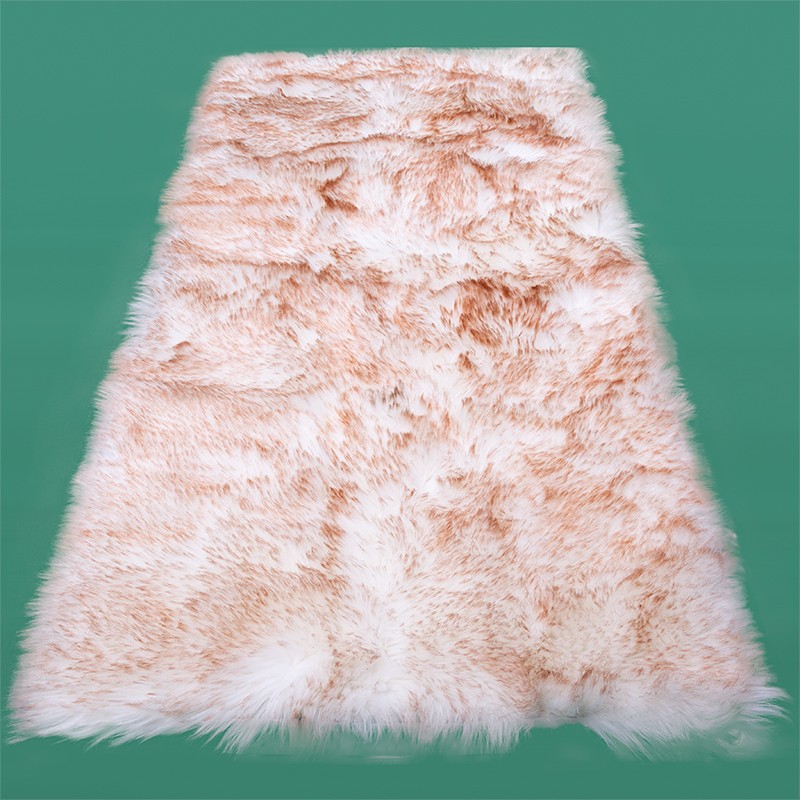

COVERS Белесый коврик из искусственного меха Rectangle 01, Faux Fur Rectangle Carpet