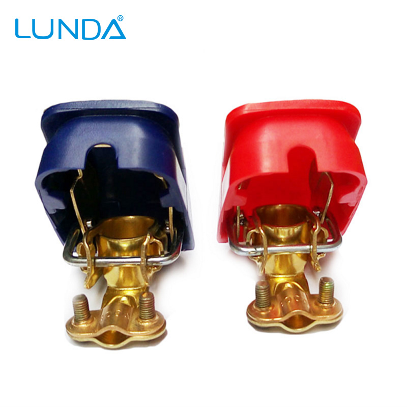 

LunDa, Коннектор аккумуляторной батареи