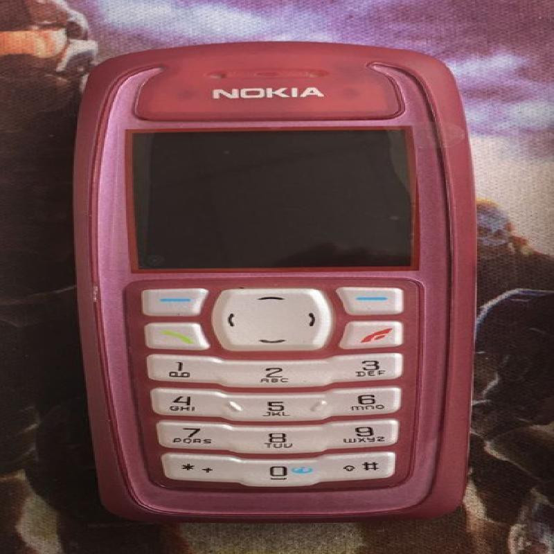 

Tissbely Red, Original Unlocked Nokia 3100 GSM Bar