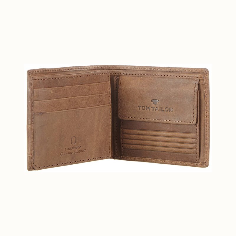 

KAWEIDA Brown