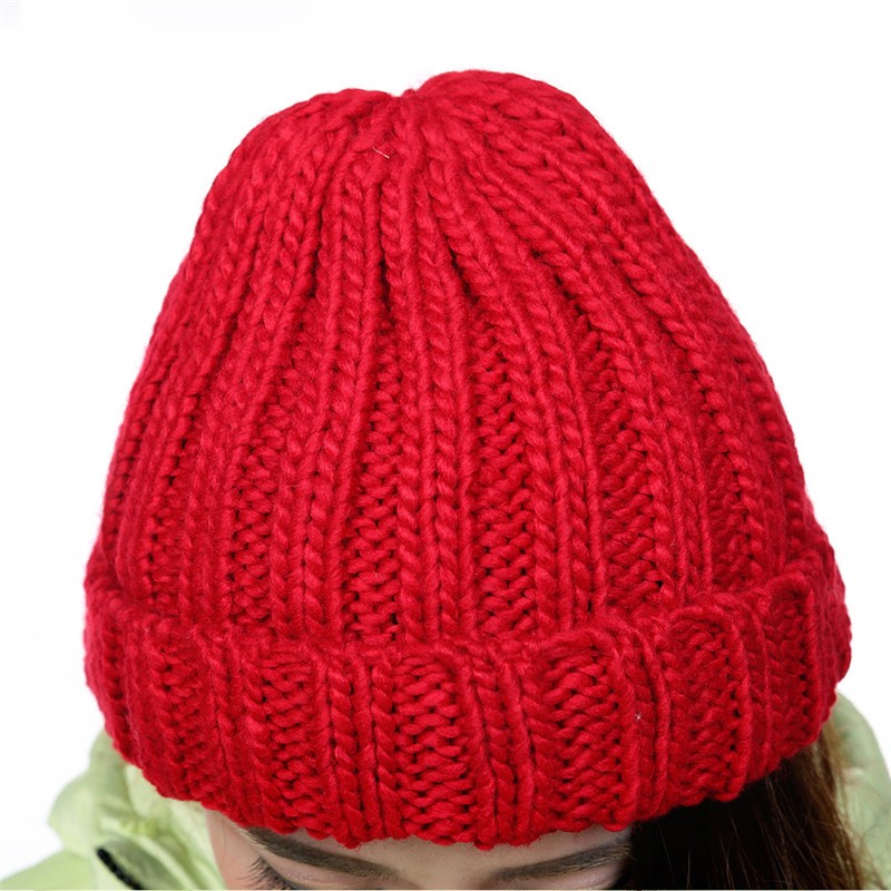 

luoqia Red