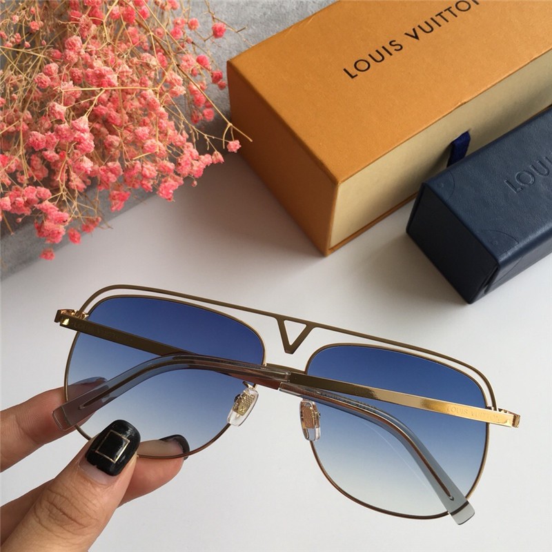 

luoqia Blue
