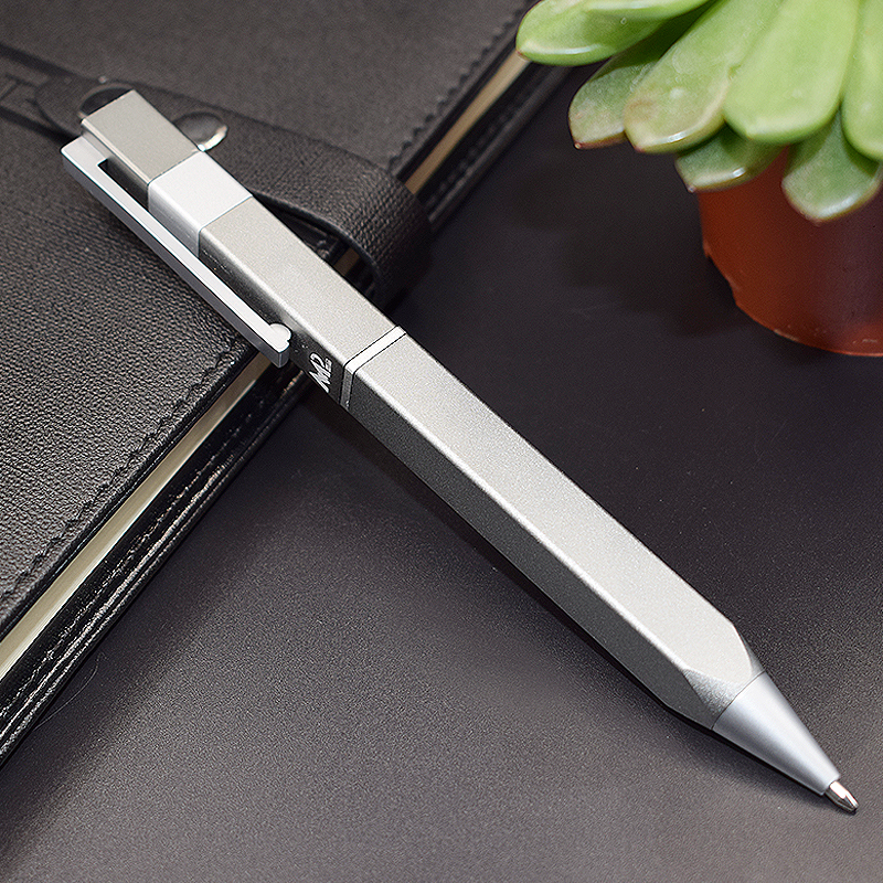 

MP Silver Ball pen
