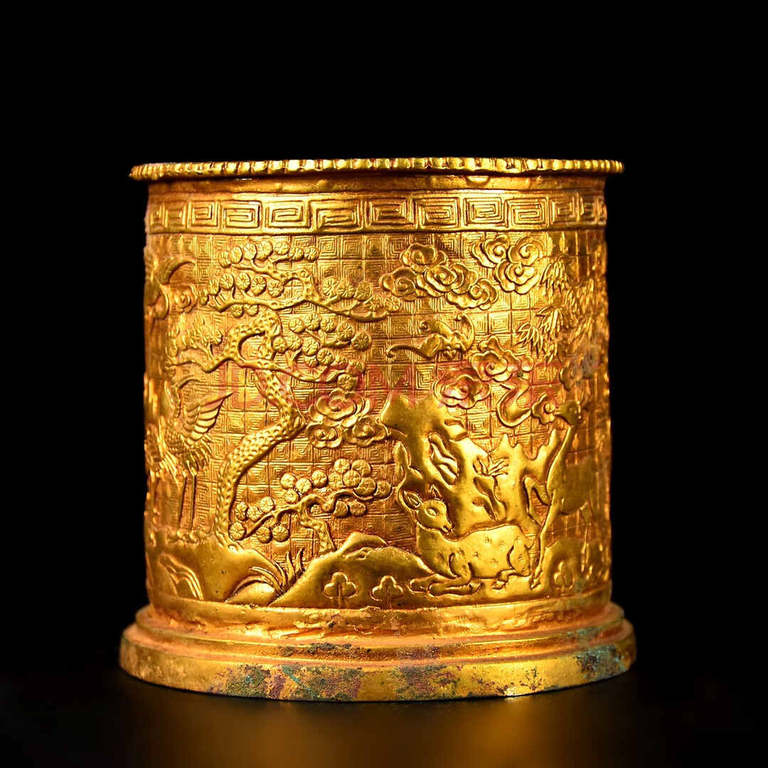 标的物f1483旧藏铜鎏金工艺浮雕笔筒