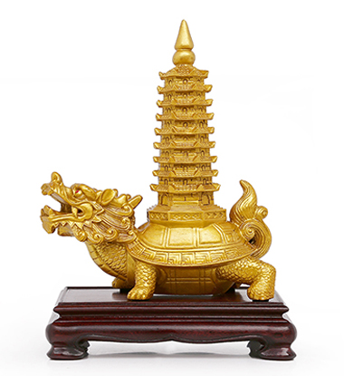 有龙头龟身的外形,风水学上有四灵祥瑞,这四灵祥瑞指的是:龙,凤,麒麟