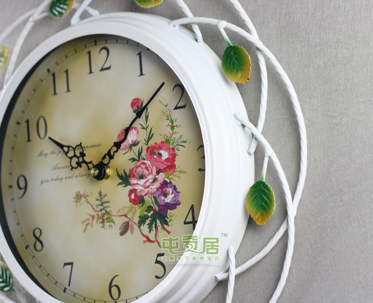 
                                        中号TQJ田园挂钟/铁艺挂钟/复古风格挂钟/扫秒静音机芯/T725 白色                