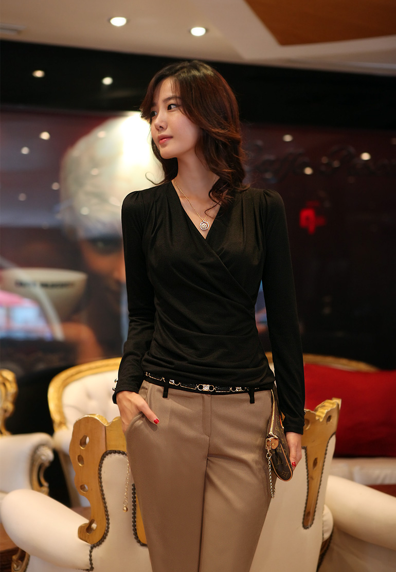 妙伊辰2013新款秋装8819 韩版大码熟女装白色v领修身纯棉长袖t恤 打底