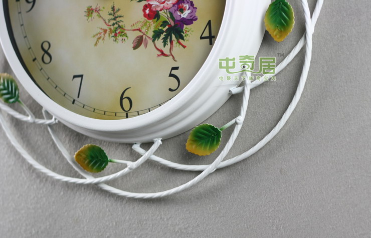
                                        中号TQJ田园挂钟/铁艺挂钟/复古风格挂钟/扫秒静音机芯/T725 白色                