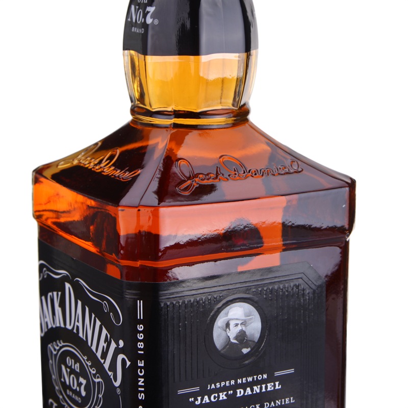 Jack Daniels Tennessee Blended Whiskey Wine Black Label Unboxed 700ml Gift
