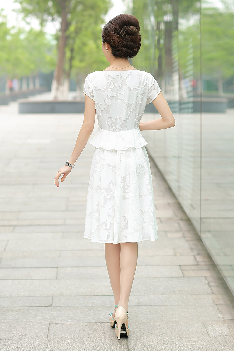 
                                        水墨佳人夏装新款修身显瘦圆领蕾丝连衣裙女装大码中长款假两件A字裙1FL018 浅兰色 XL                